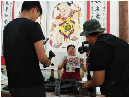 英雄的力量:央视七套拍摄朱仙镇木版年画中的历史英雄人物